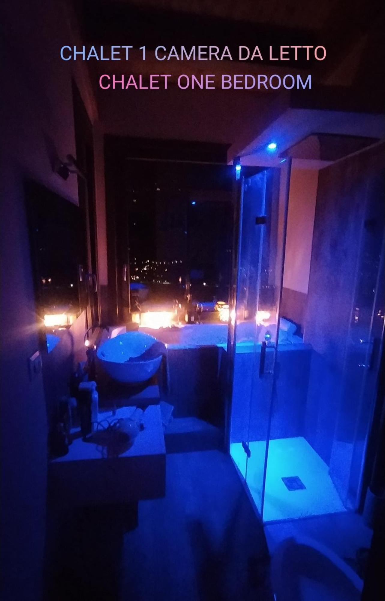 Atmosfera E Vista Mozzafiato Chalets อาออสตา ภายนอก รูปภาพ